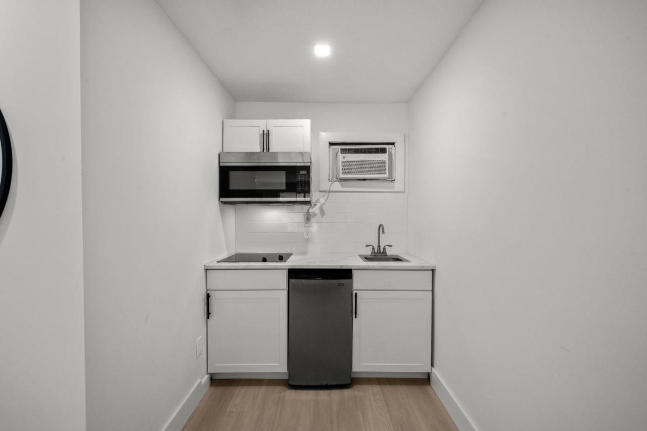 Serendipity Bed & Breakfast Миртъл Бийч Екстериор снимка